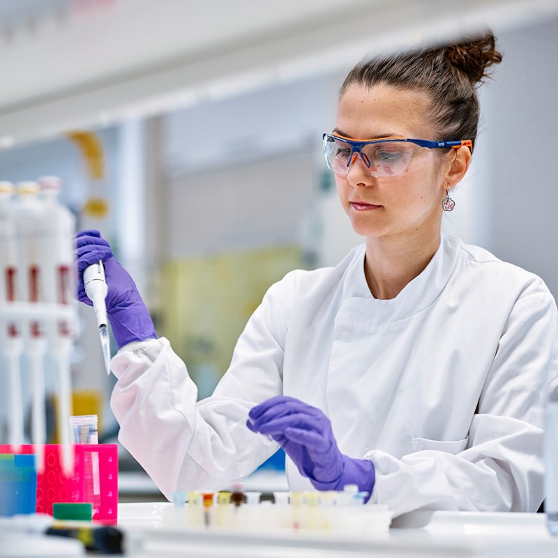 female Scientist in lab.