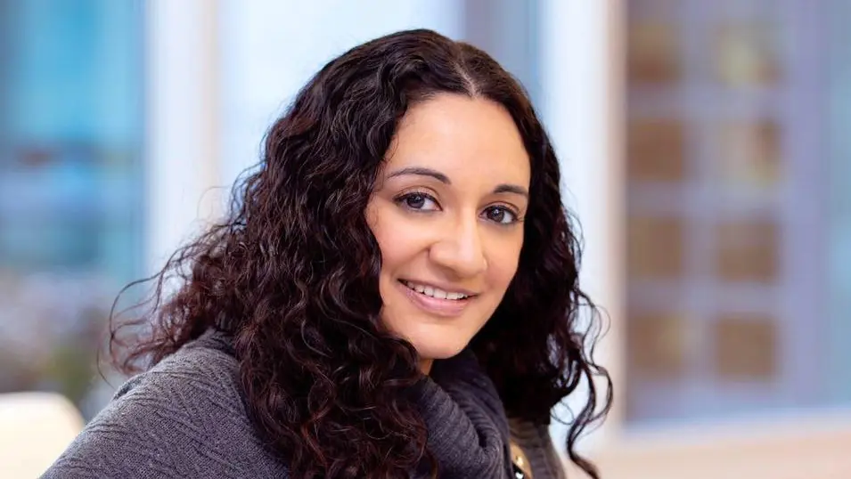 Nivi headshot