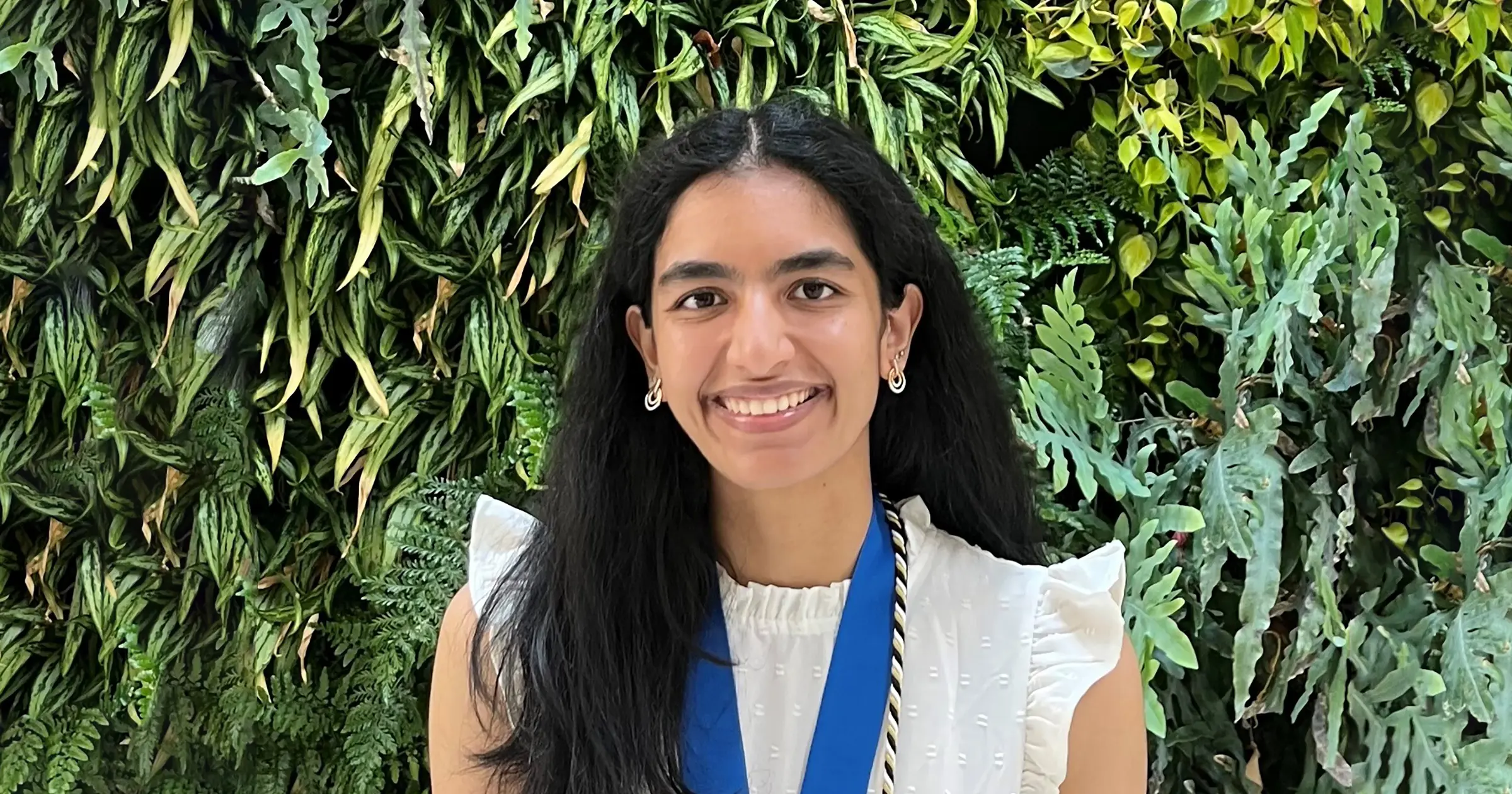 Shreya's headshot